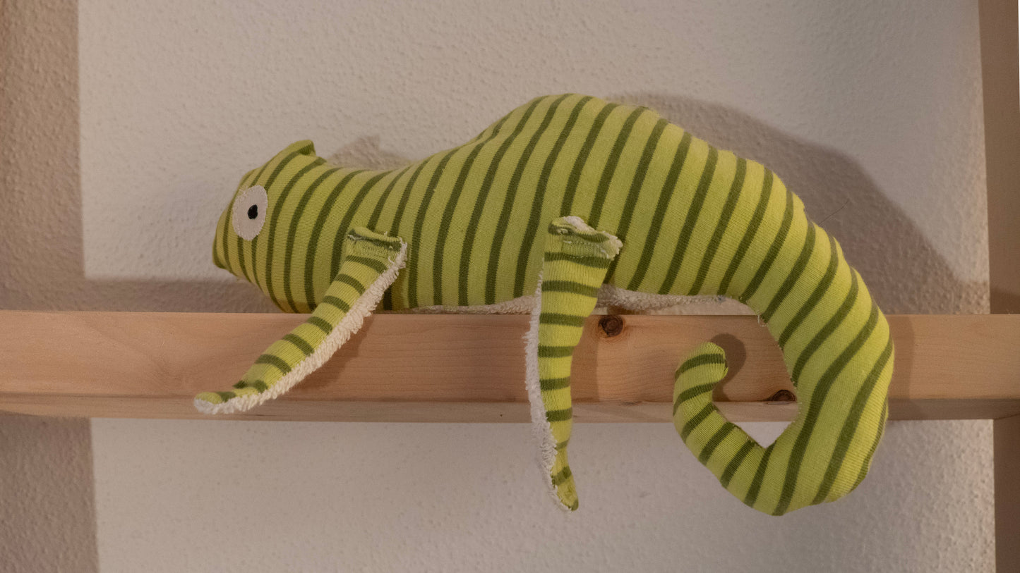 Stofftiere Chamäleon mit Klettbeinen