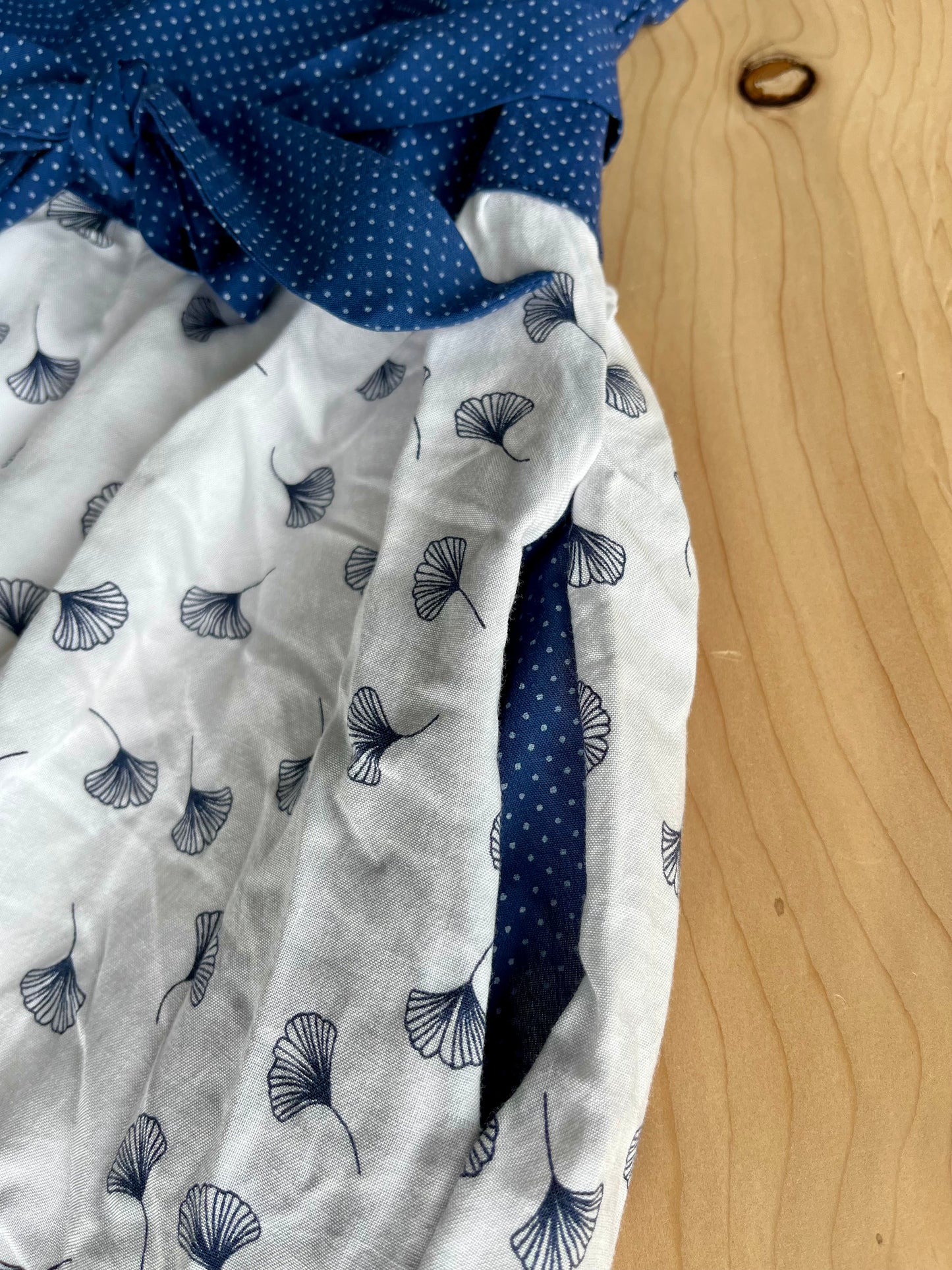 Kleid mit Taschen 98