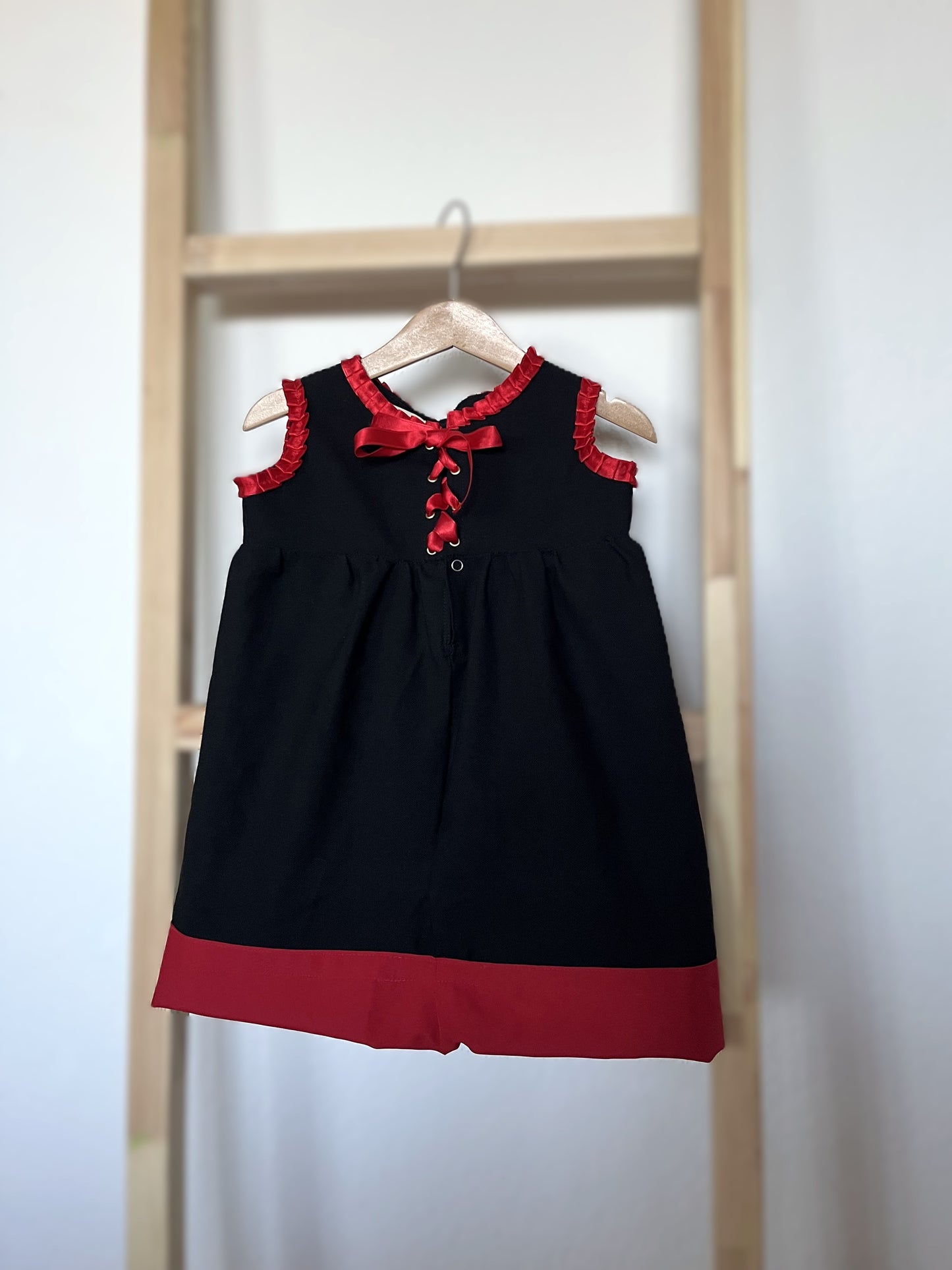 trakt kleid Mädchen 64- 98